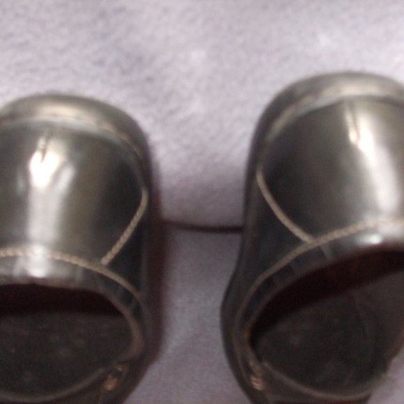 CLARKS BENDABLES REPTILE-STAMPED LOAFERS - Picture 4 of 7